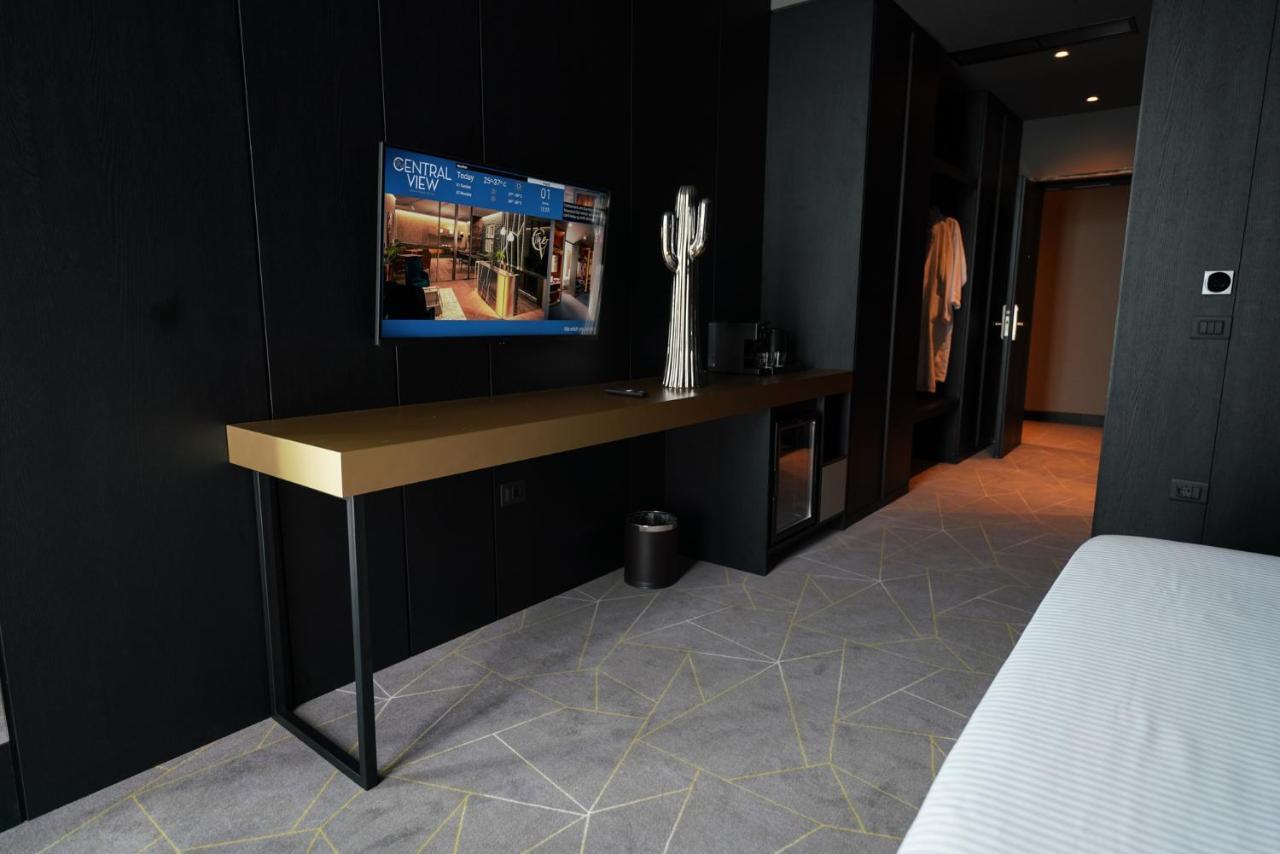 The Central View Boutique Hotel Vlore Exterior photo