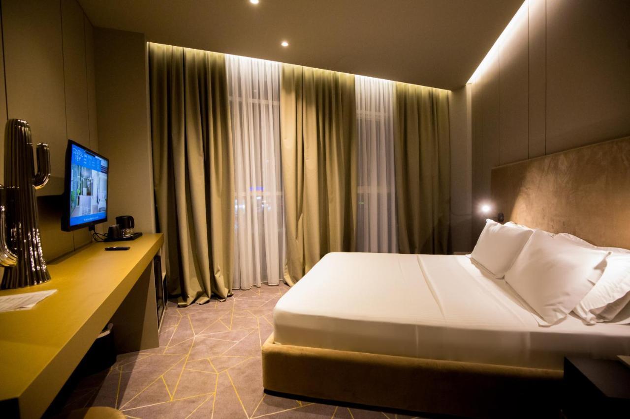 The Central View Boutique Hotel Vlore Exterior photo