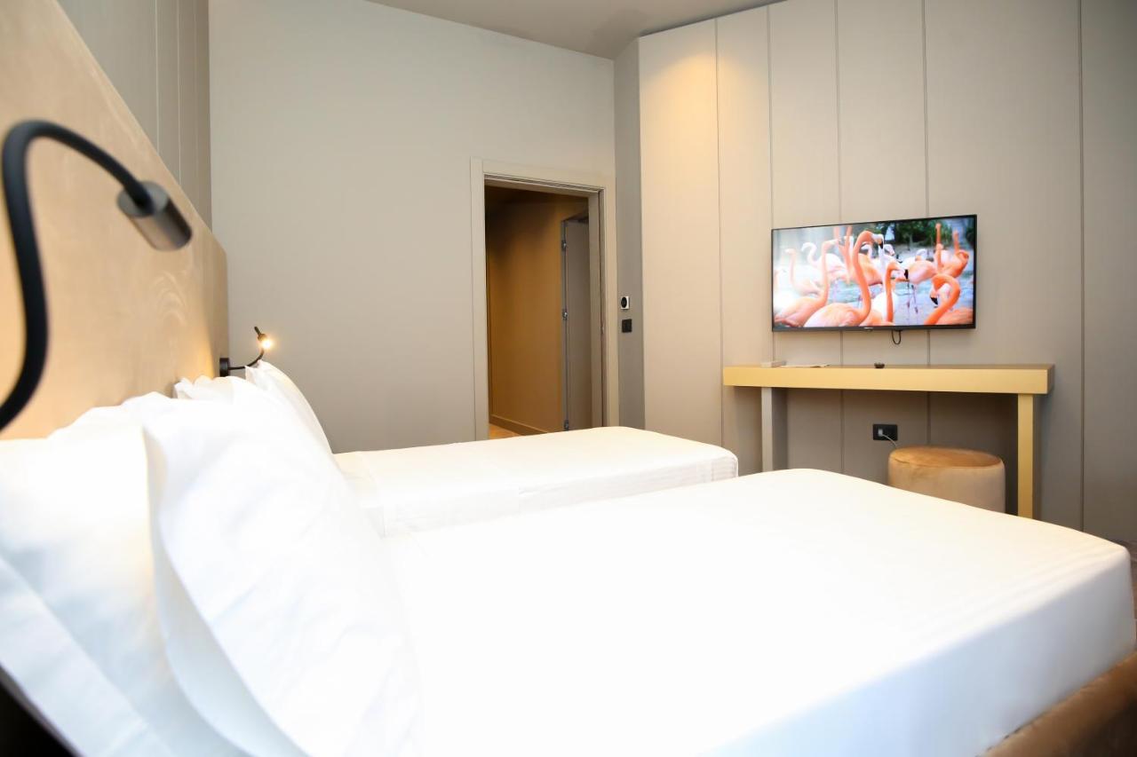 The Central View Boutique Hotel Vlore Exterior photo