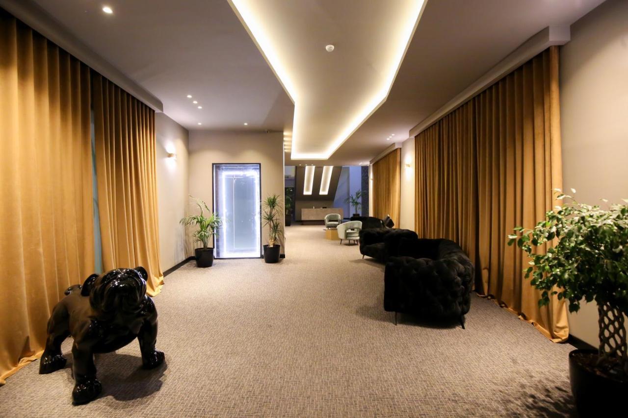 The Central View Boutique Hotel Vlore Exterior photo