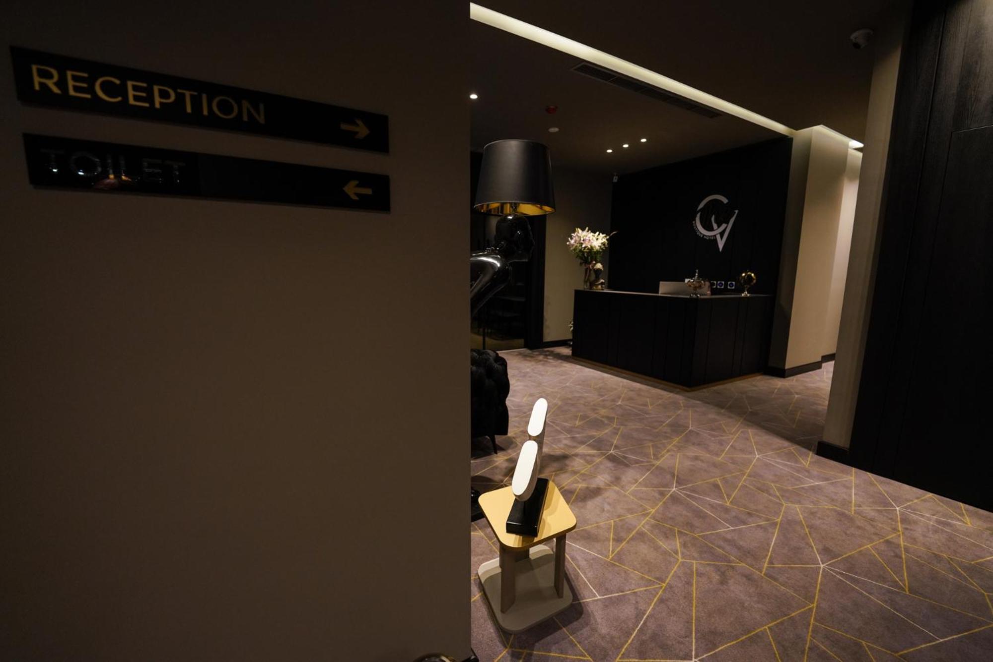 The Central View Boutique Hotel Vlore Exterior photo